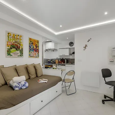 Appartement Old Town 50m And Shop *