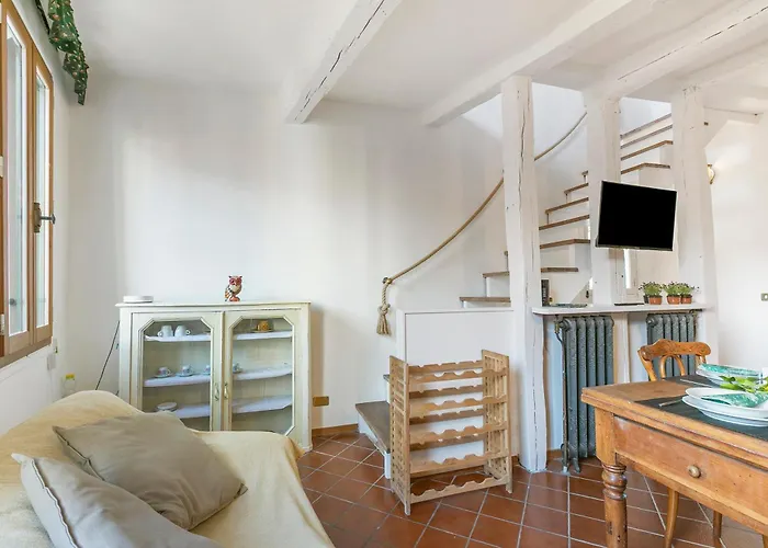 Old Town 50m And Shop Appartement