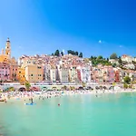 Апартаменти Old Town 50m And Shop Мантон