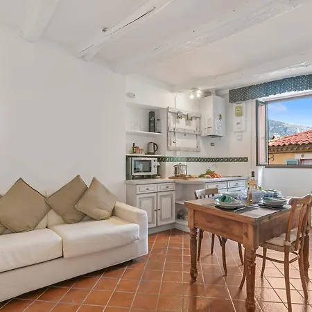 Old Town 50m And Shop Menton